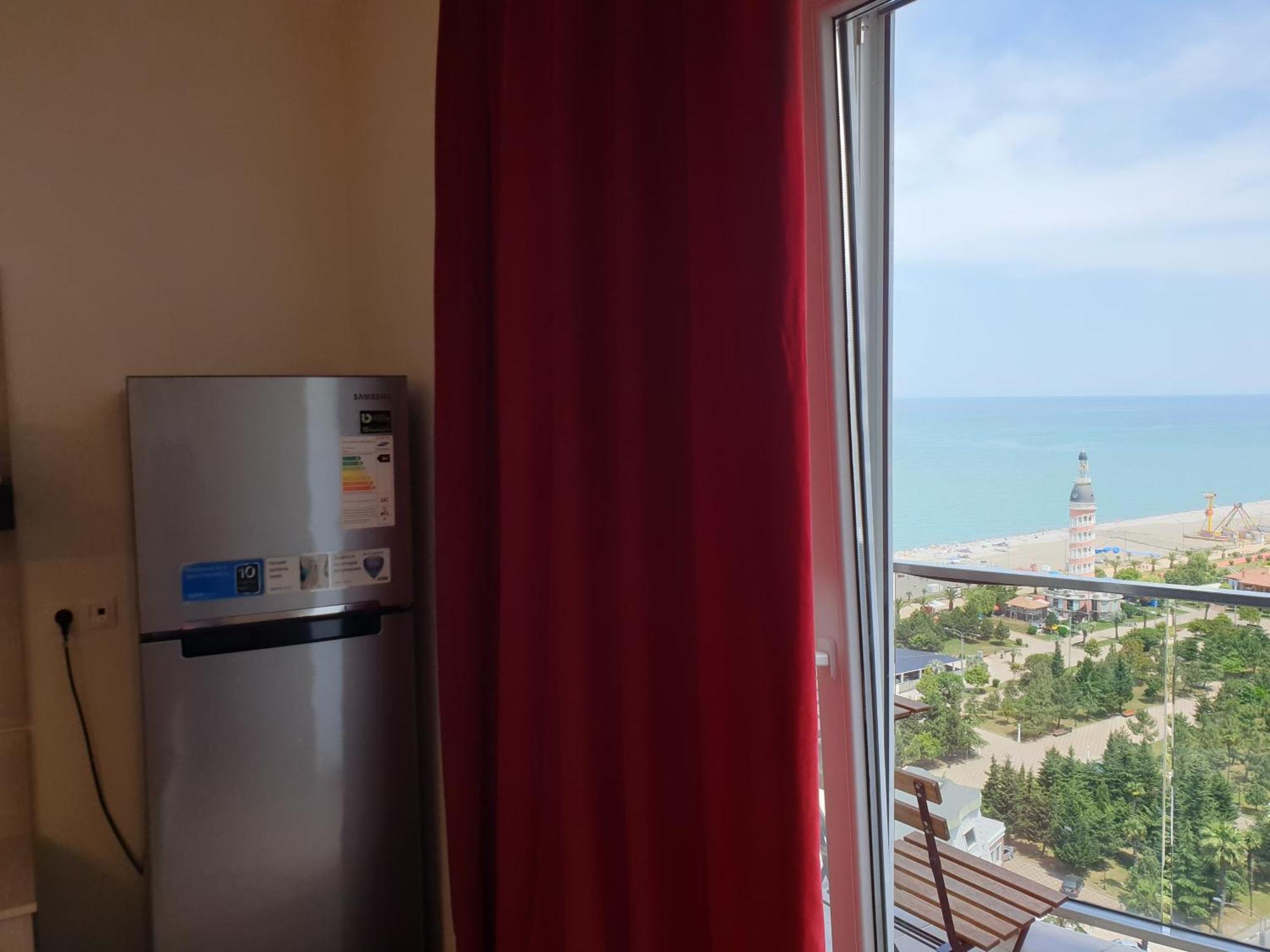 Holiday Premium Apartments Batumi Exterior photo