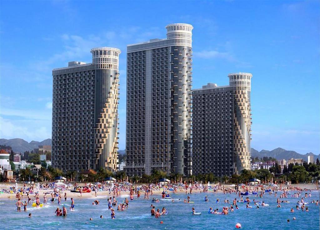 Holiday Premium Apartments Batumi Exterior photo