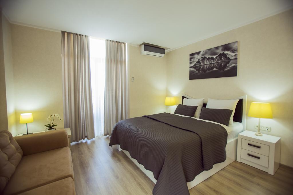 Holiday Premium Apartments Batumi Exterior photo